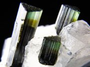 電気石 (トルマリン/Tourmaline) - 鉱物標本販売店 | Natural Soma | 共生水晶と仮晶