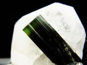 リチア電気石 (エルバイト/Elbaite)