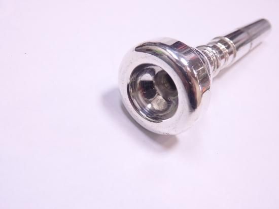 Bach トランペットマウスピース 10 1/2E Bach 10 1/2C マウスピース トランペット用 バック | 島村楽器