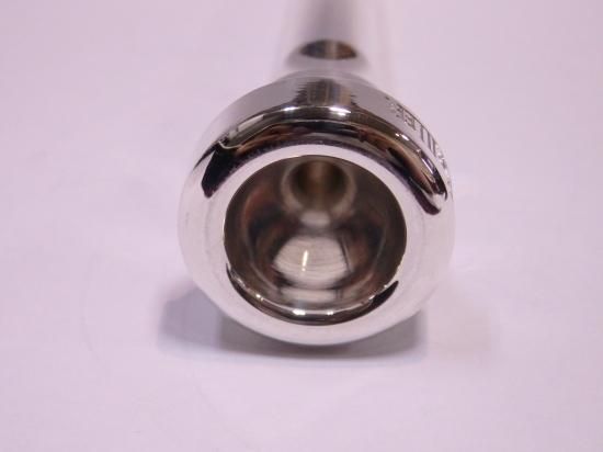 BRILLER トランペットマウスピース 5C 【服部管楽器】 - 服部 BRILLER トランペットマウスピース 5C 【服部管楽器】 - 服部
