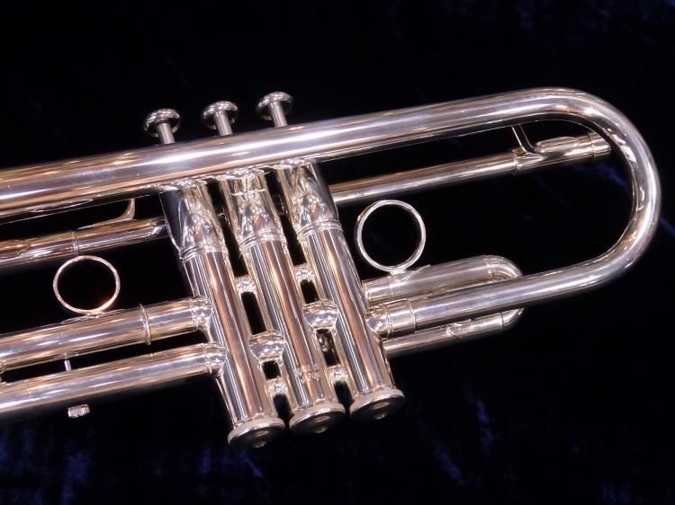 状態良好！ ヤマハ Xeno トランペット YTR-8335RGS【服部管楽器