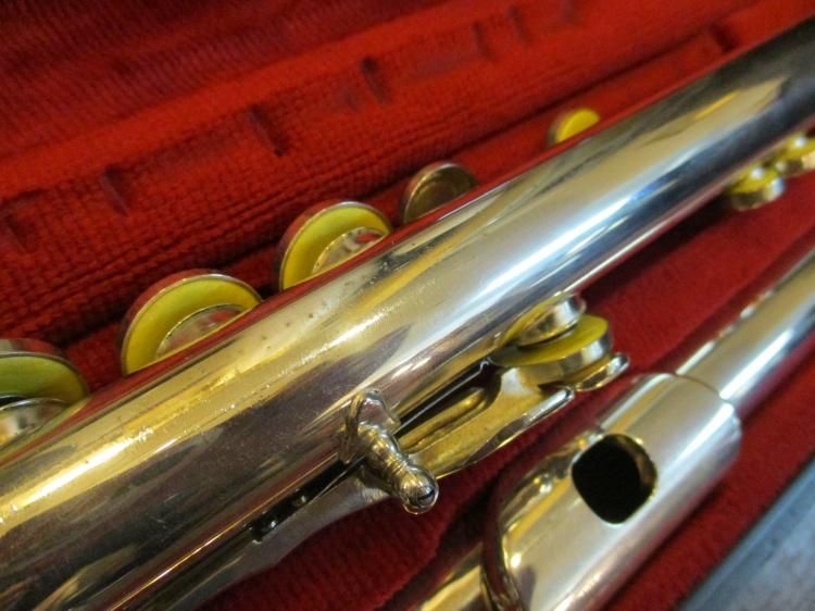 委託品 ヤマハ フルート YFL-311 頭部管銀 全タンポ交換済み