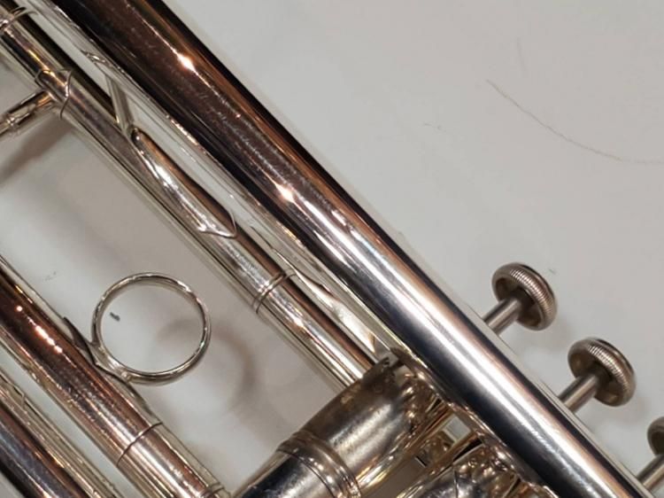 V.Bach NEW YORK MT.VERNON Bbトランペット Stradivarius V.Bach NEW YORK MT.VERNON Bbトランペット Stradivarius