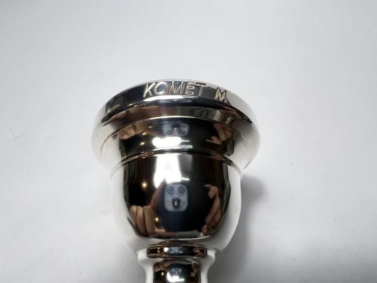 ウィリーズ トロンボーン細管用マウスピース KOMET M【西巣鴨】 - 服部