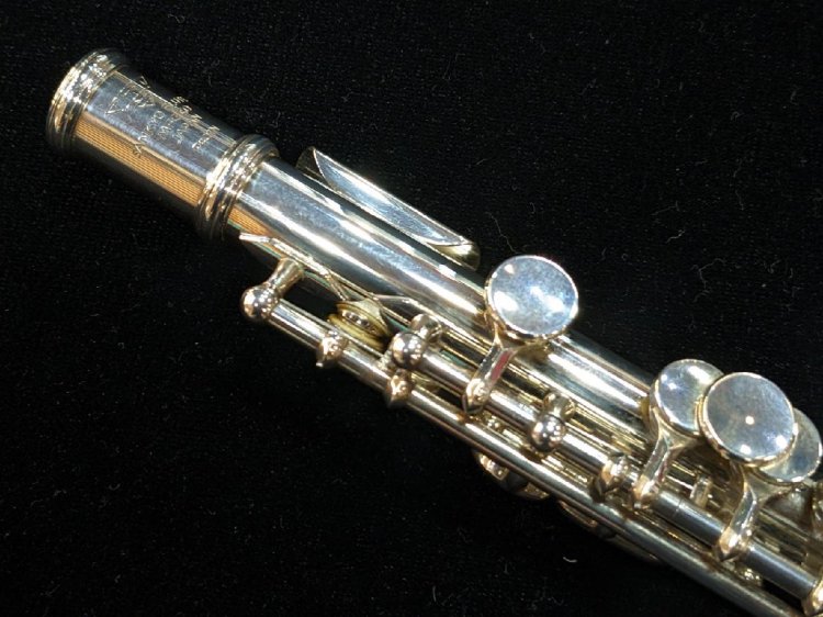 三響 ピッコロ P401 総銀製 【服部管楽器】 - 服部管楽器＆バード 