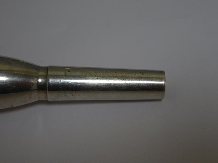 バック トランペット用マウスピース メガトーン CORP. 3C