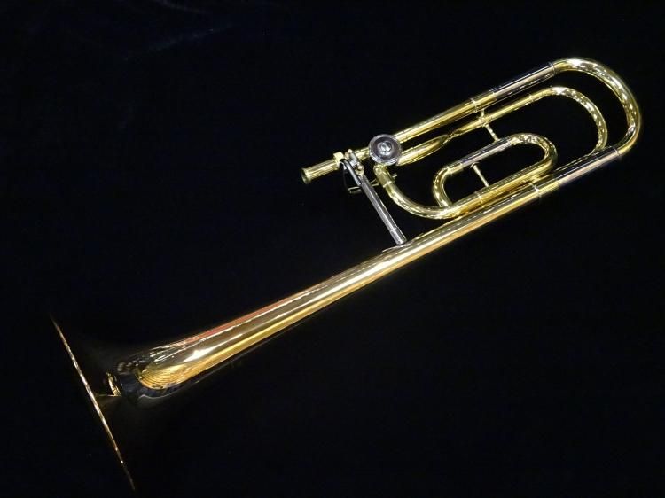 ヤマハ テナーバストロンボーン YSL-456G【服部管楽器】 - 服部管楽器