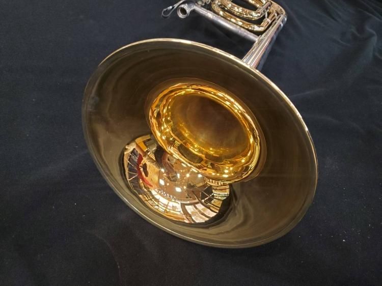 委託品】レッチェ テナーバストロンボーン 替管付【服部管楽器