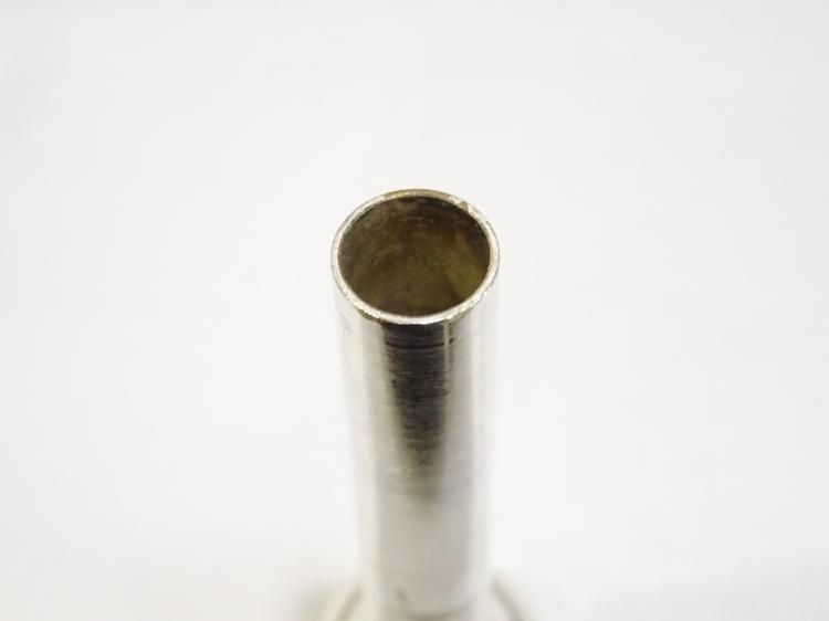 ヒュッテル HUTTL トランペットマウスピース【西巣鴨】 - 服部管楽器