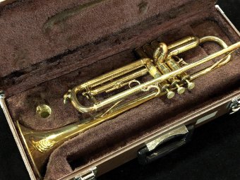 数量は多 ノーラッカー ◎ 希少！B♭Trumpet - 調整品】E （ノーラッカー） B♭トランペット bn-sports.co.jp