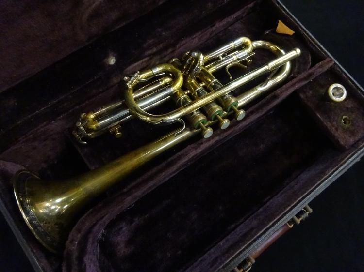 Cornet コルネット ハートエプロン Cornet コルネット ハートエプロン（全国総量無料で デザイン