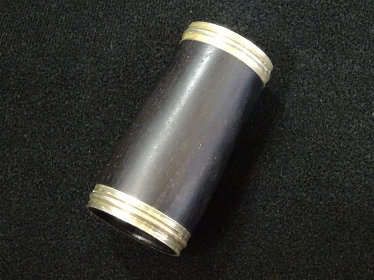 クランポン B♭クラリネット E12 全タンポ交換済み【服部管楽器