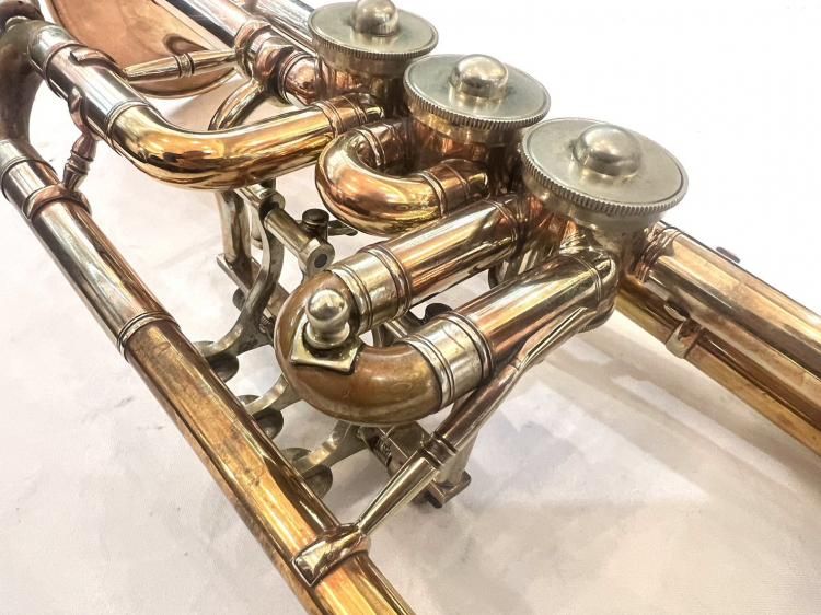 エンダース E♭/Dロータリートランペット【西巣鴨】 - 服部管楽器