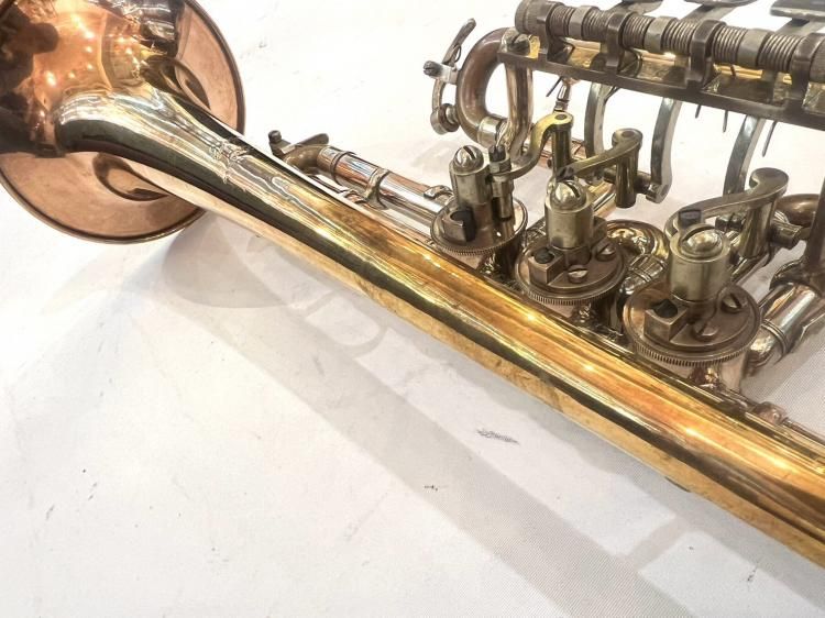 管楽器　金属　昭和レトロ 日本管楽器製造所 小バス - ユーフォニアム 昭和初期 - P34006