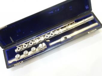 管楽器　ジャンク品　2台セット　フルート　クラリネット 中古木管楽器】フルート・クラリネット・サックス・ダブルリード｜服部