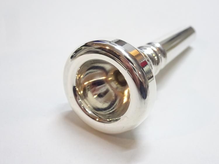 LASKEY（ラスキー）コルネットマウスピース６５DＢ銀メッキ仕上 LASKEY（ラスキー）コルネットマウスピース65DB銀メッキ仕上