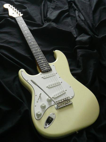 中古】Fender Japan ST62-65L VWH 【レフティ】フェンダージャパン 