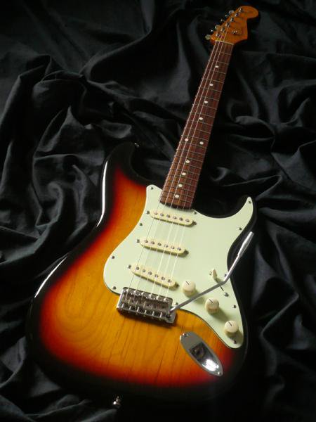 中古】Fender Japan ST62-70 Modified 〔Bare Knuckle Pickups 
