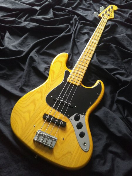 中古】Fender Japan JB75-94US VNT - 中古楽器の販売 ロトミュージック ...