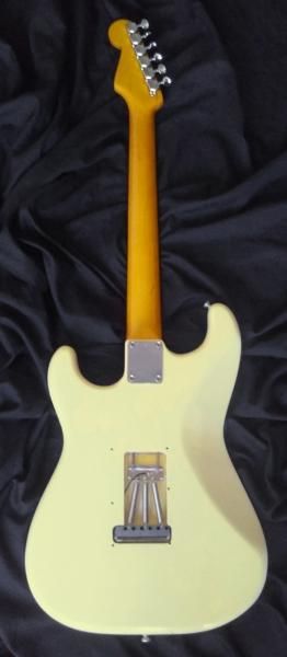 中古】Squier by Fender 1983 SST-30 VWH/R JVシリアル - 中古楽器の販売 ロトミュージック 公式サイト