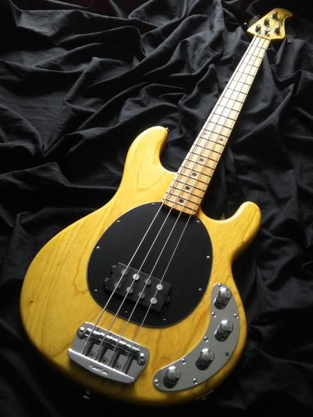 MUSICMAN STINGRAY EX ミュージックマン ベース-