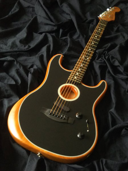 中古】Fender American Acoustasonic Stratocaster Black - 中古楽器の 