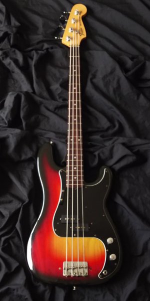 中古】Fender 1978 Precision Bass - 中古楽器の販売 ロトミュージック 