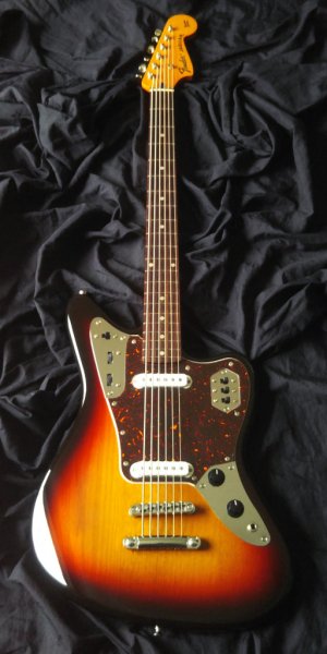 中古】Fender Jaguar Baritone Custom - 中古楽器の販売 ロト ...