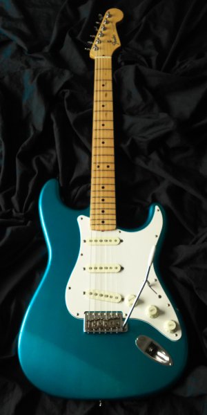中古】Fender Japan ST-43 Lake Placid Blue - 中古楽器の販売 ロト 
