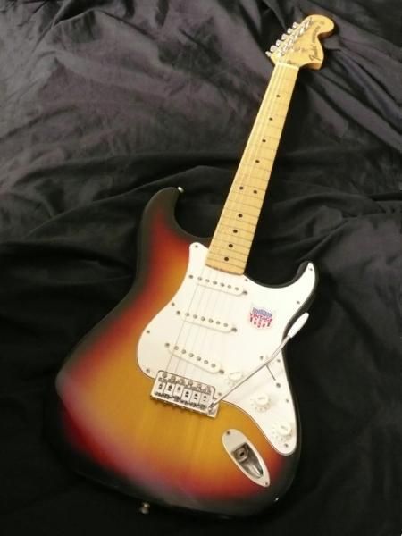 ストラトキャスター ネック　Fender japan st72