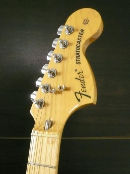 Fender Japan ST72 ラージヘッド ストラト | hartwellspremium.com