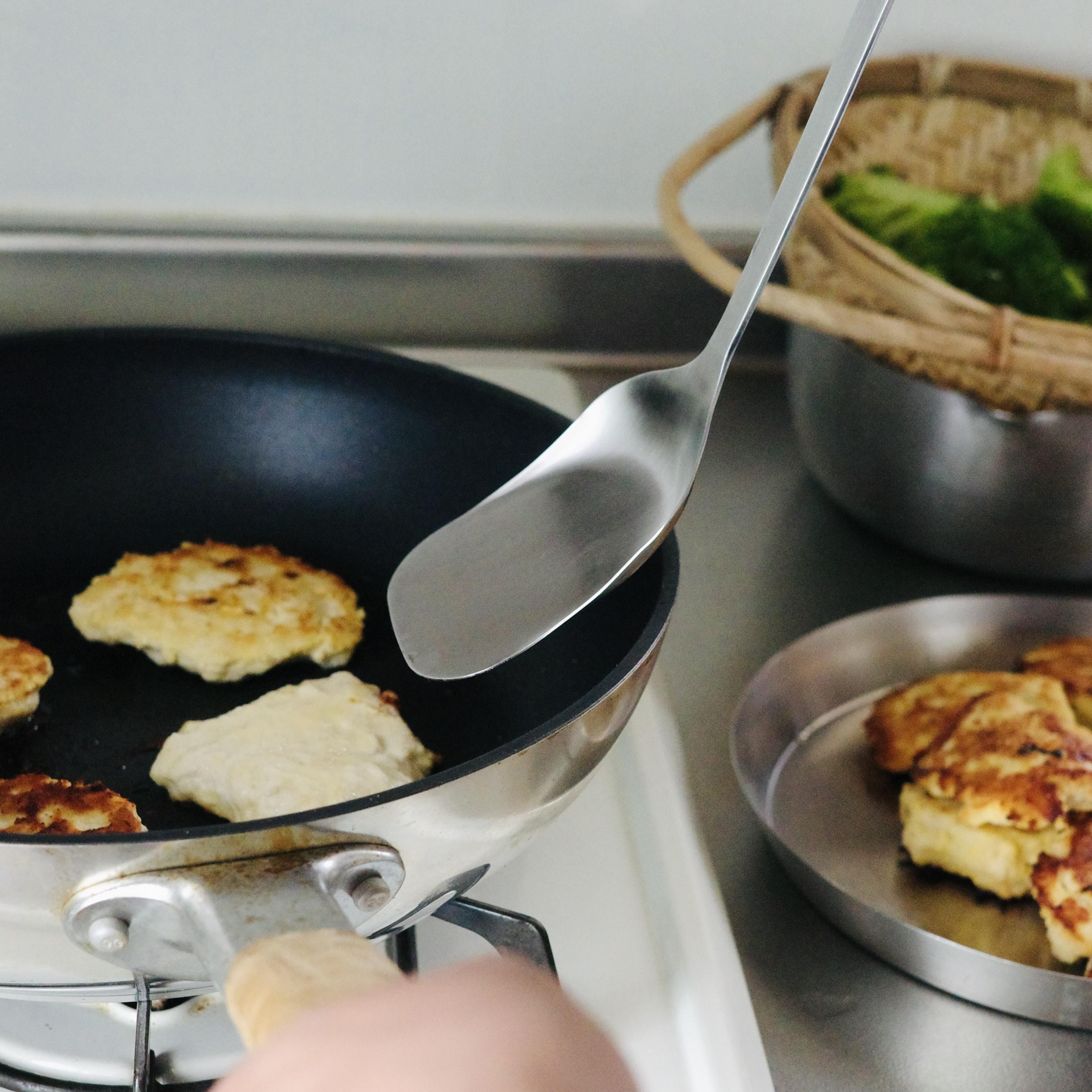 家事問屋 カジトンヤ 調理スコップ ヘラ 31cm - Anchor Bridge