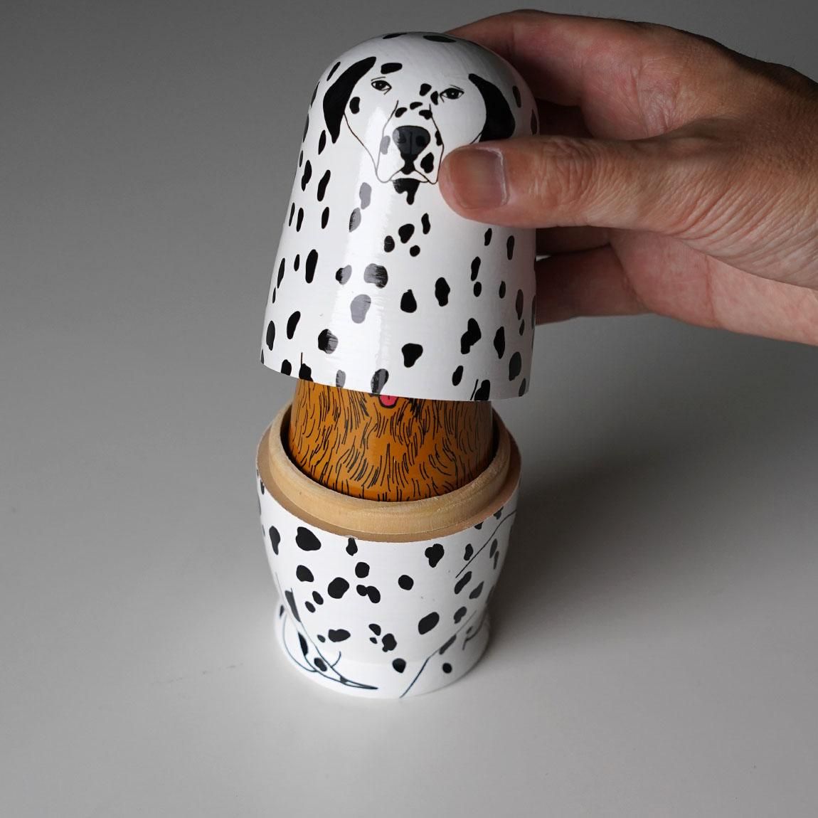 犬のマトリョーシカ | パートナーズ - Anchor Bridge アンカーブリッジ