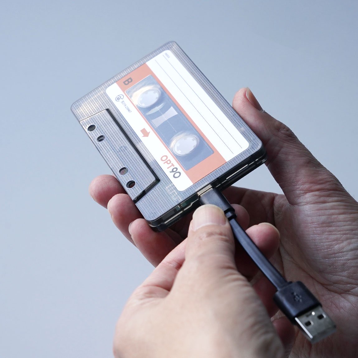  シンシア　Opt  オプト カセットテープ型 Bluetoothスピーカー カセットテープ　音楽　音楽好き SDカード対応