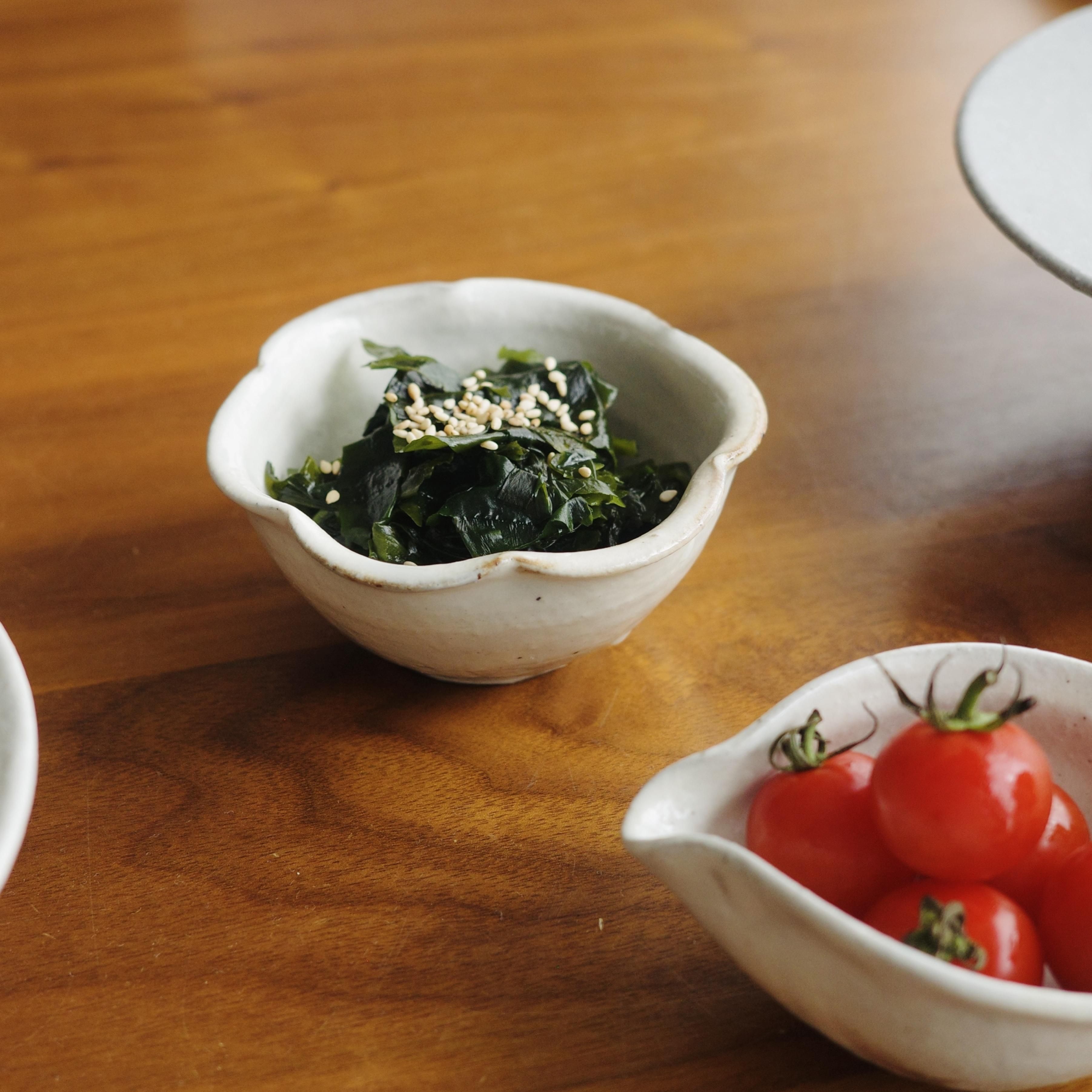 輪花豆鉢 | 古谷浩一 | 鉄散 - Anchor Bridge アンカーブリッジ