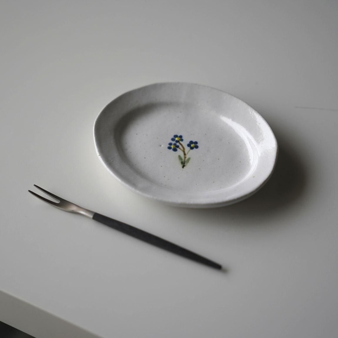 鈴木しのぶ 染付豆皿 | 益子焼 - Anchor Bridge アンカーブリッジ