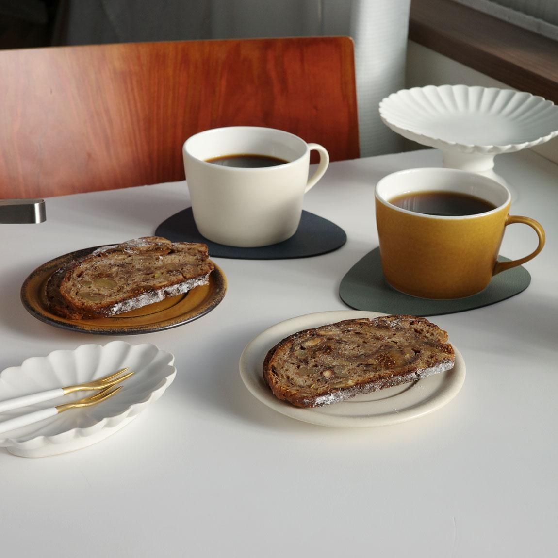 bico カップ&ソーサー セット | コーヒーカップ | ミニプレート bico カップ&ソーサー セット | コーヒーカップ | ミニプレート