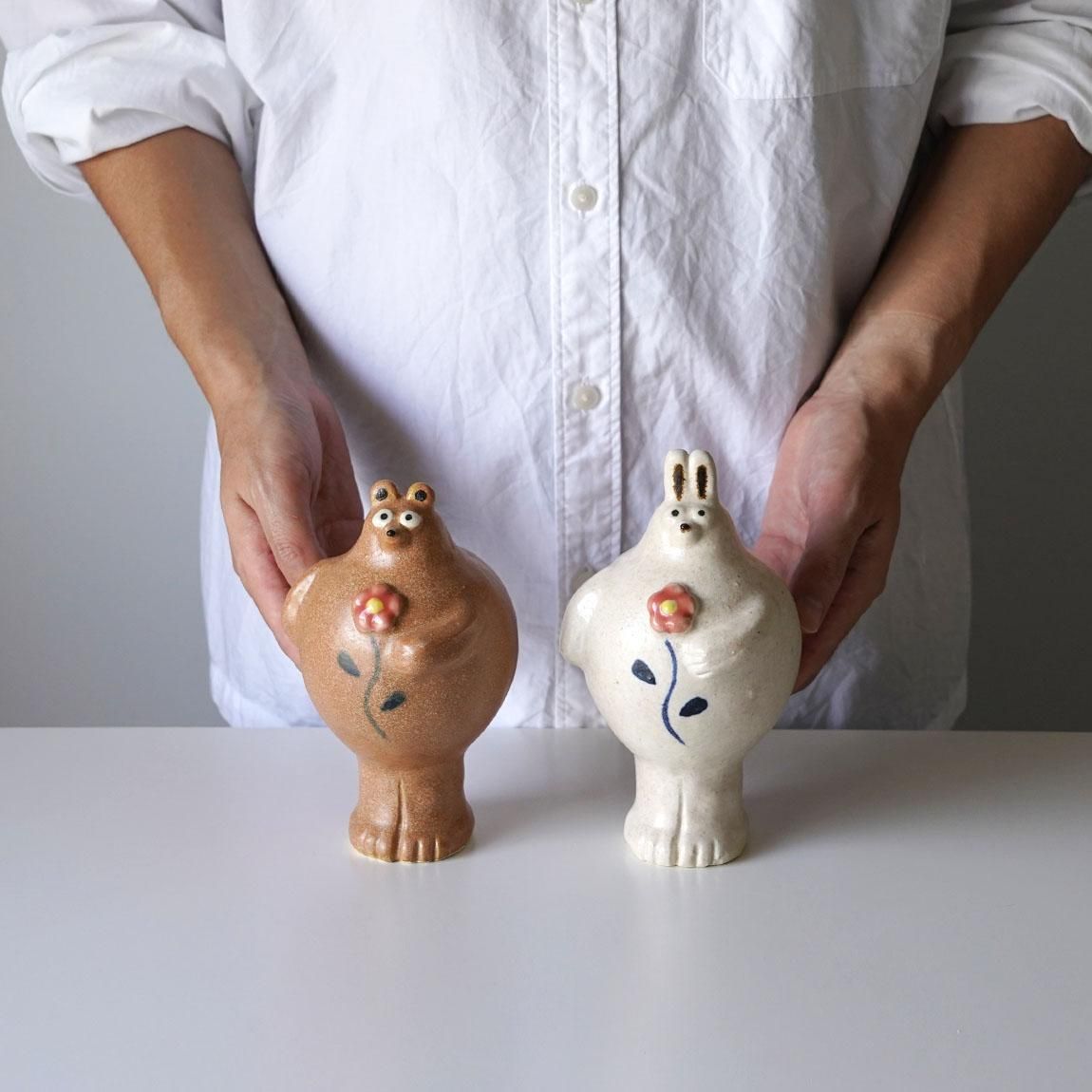 YokoPottery USAGI | 動物のフラワーベース - Anchor Bridge