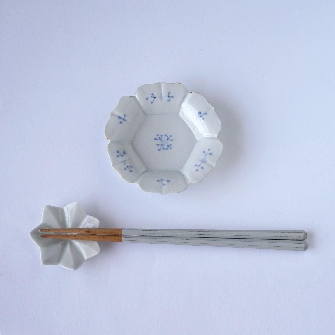 前田麻美 / 染付小花紋 輪花5寸皿 | 小皿 | 15cm - Anchor