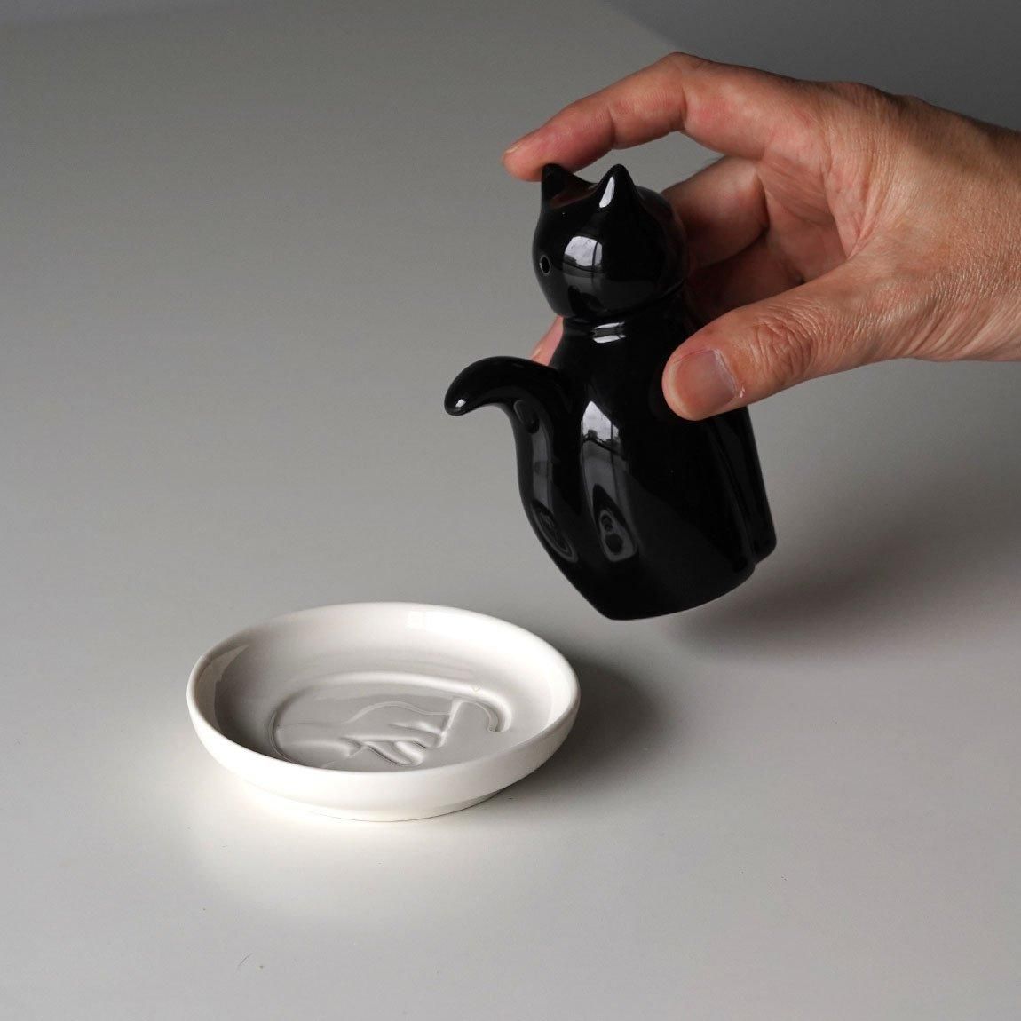醤油差し / 猫 / 磁器 / 70ml［全2色］ | かわいい猫の醤油さし