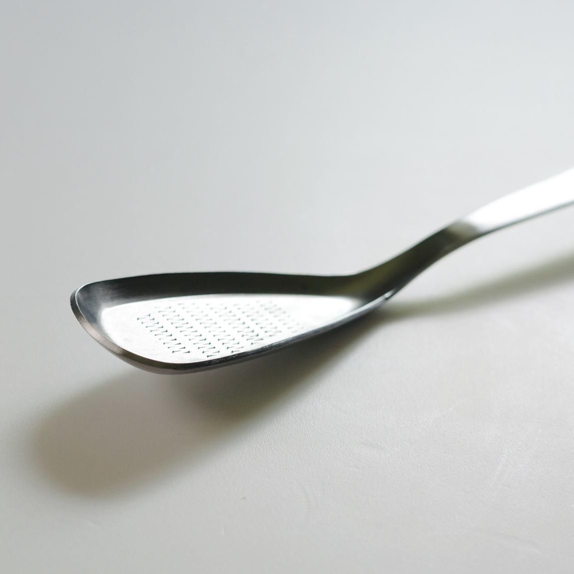 おろせるスプーン | 金おろし | Grater Spoon - Anchor Bridge