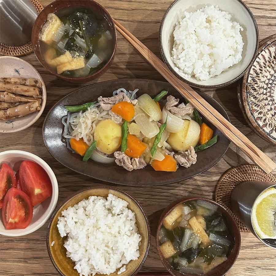 長丸皿 3枚 変形 楕円 希少 印判手 明治 大正 花文様 歪み 長丸皿 3枚 変形 楕円 希少 印判手 明治 大正 花文様 歪み