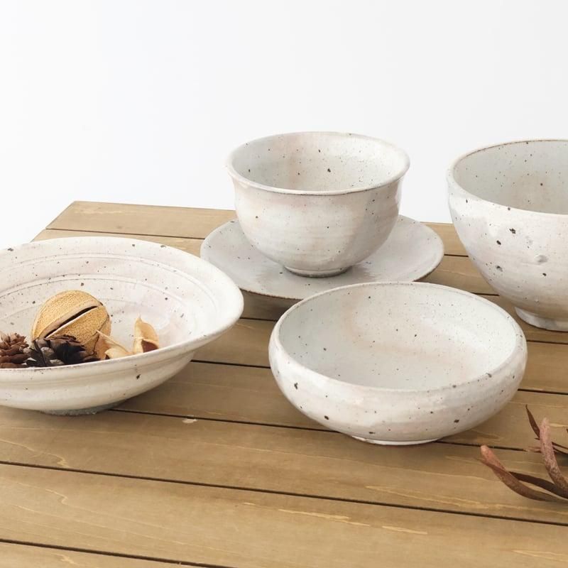 和食器　美土里窯　鼠志野　向付　五客　共箱　M　R7595F 楽天市場】長方皿 □ 玉山窯 監修 玉置保夫 鼠志野 長方皿 (一皿