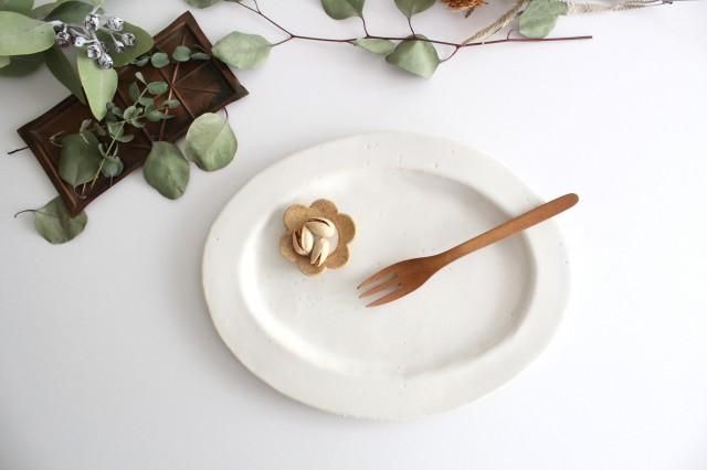 オーバルリム皿|大|白|陶器|直井真奈美|和食器通販|うちる|和 オーバルリム皿|大|白|陶器|直井真奈美|和食器通販|うちる|和