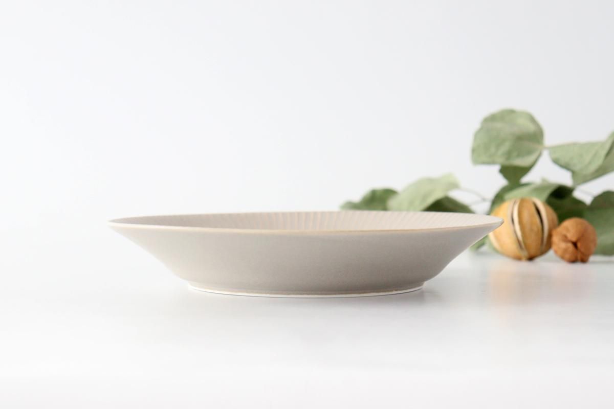 淡いグレーの皿セット 7枚