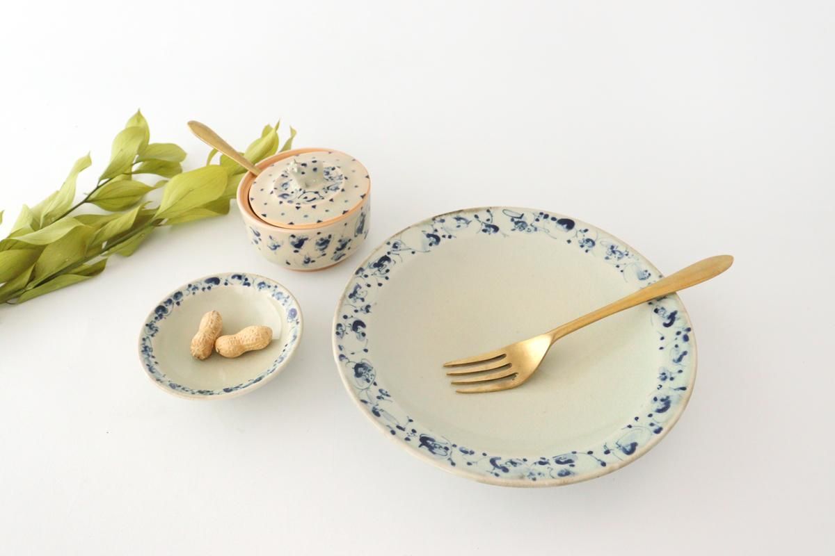 7寸リム皿｜花唐草紋｜陶器｜石井桃子｜和食器通販｜うちる｜和食器の