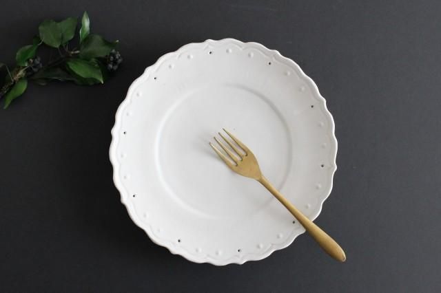 レースプレート 25cm 白 陶器 音喜多美歩 - 和食器通販｜おうちで