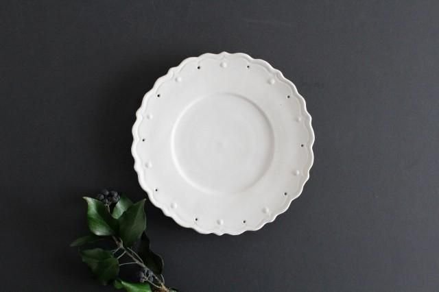 レースプレート 18cm 白 陶器 音喜多美歩 - 和食器通販｜おうちで