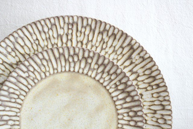 7寸リム皿　さざなみ　陶器　シモヤユミコ