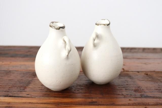 フラワーベース｜ピッチャー型｜白｜ねこのしっぽ｜L｜陶器｜小川綾